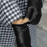 Francesca (black) - lambskin leather gloves with brown fur lining